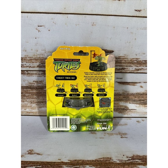 2003 Teenage Mutant Ninja Turtles Michelangelo Keychain New In worn package - Picture 2 of 2